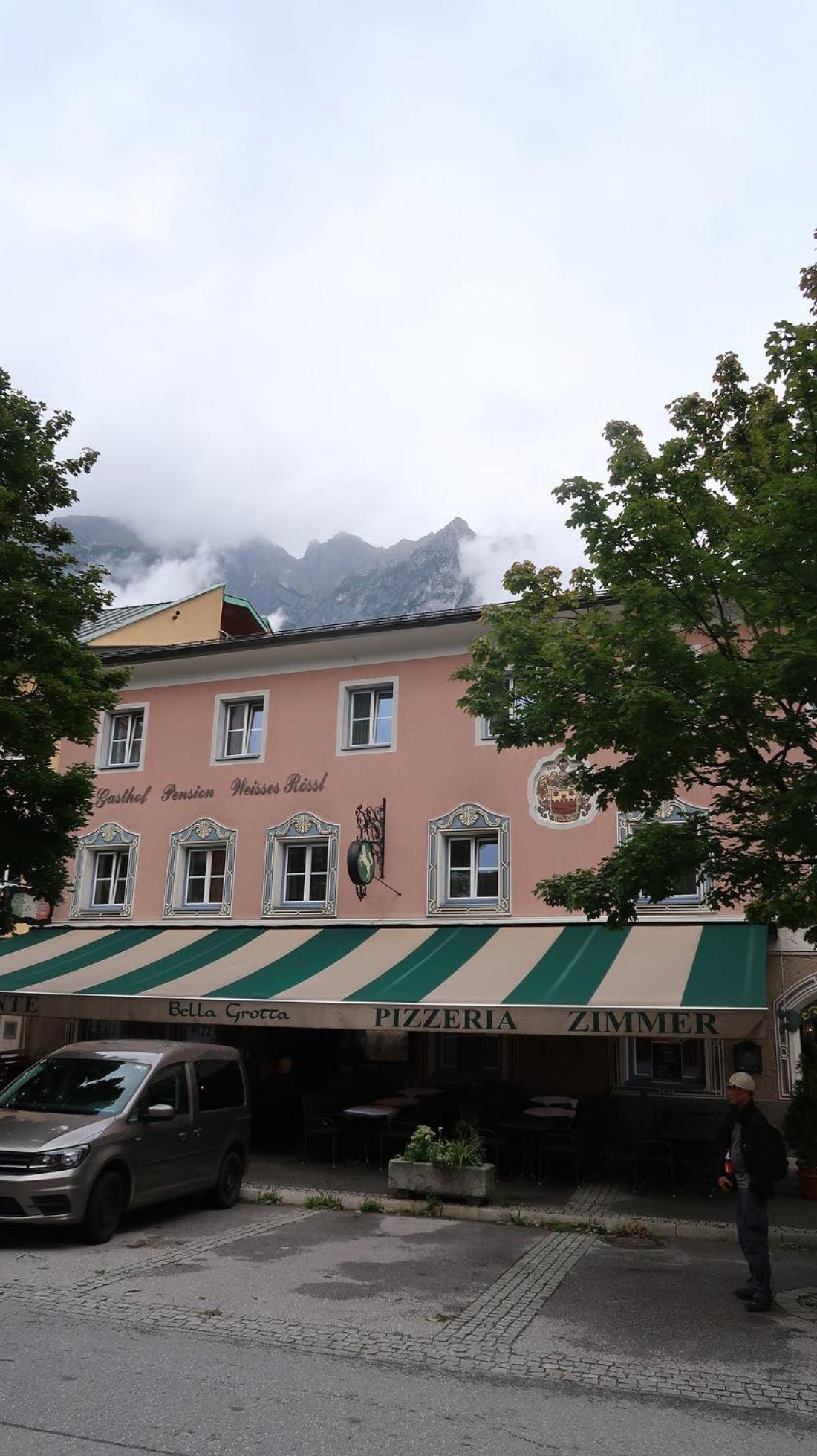 Weisses Roessel-Cavallo Bianco Werfen Esterno foto